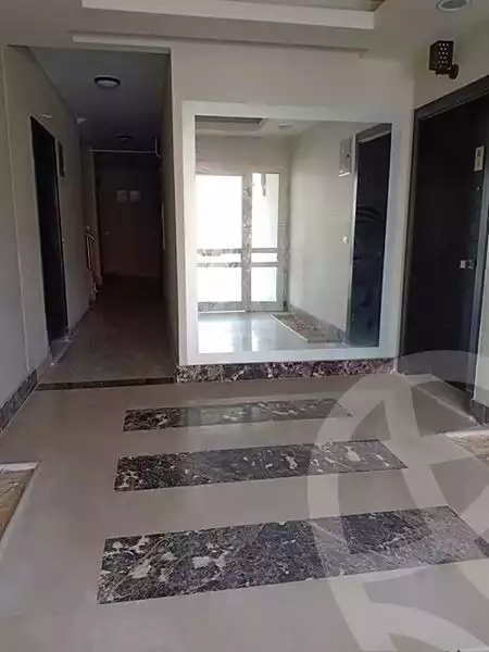 https://aqarmap.com.eg/en/listing/6631247-for-rent-cairo-el-sheikh-zayed-city-compounds-dh-drys