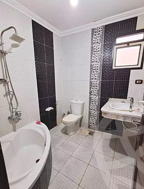 https://aqarmap.com.eg/ar/listing/6632084-for-sale-alexandria-sydy-bshr-sydy-bshr-bhry-shr-mhmd-njyb
