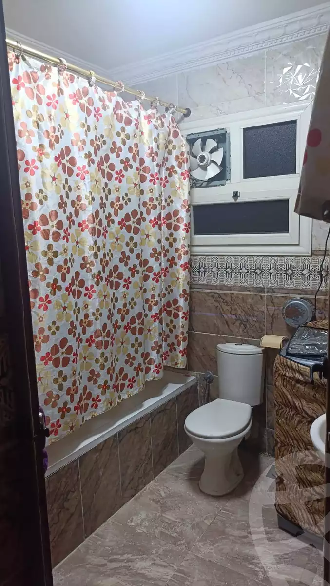 https://aqarmap.com.eg/en/listing/6633013-for-sale-cairo-helwan-helwan-el-sharkeya-mostafa-safwat-st