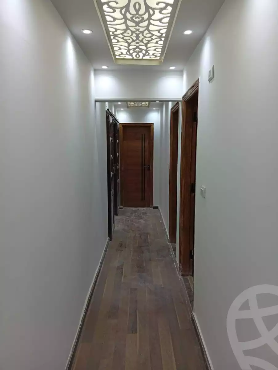 https://aqarmap.com.eg/en/listing/6633037-for-sale-cairo-helwan-helwan-el-sharkeya-ryad-pasha-st
