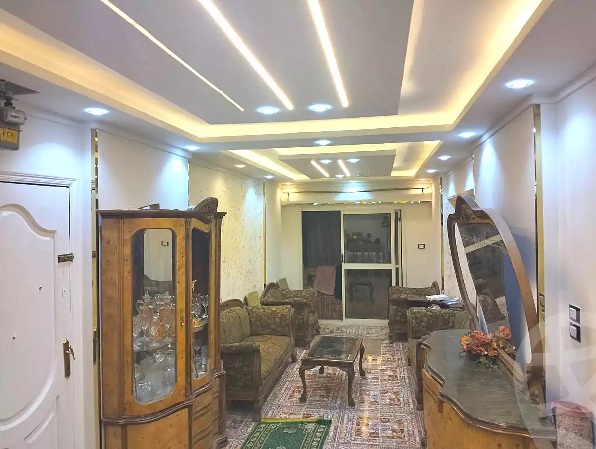 https://aqarmap.com.eg/ar/listing/6633175-for-sale-alexandria-lsywf-el-falki