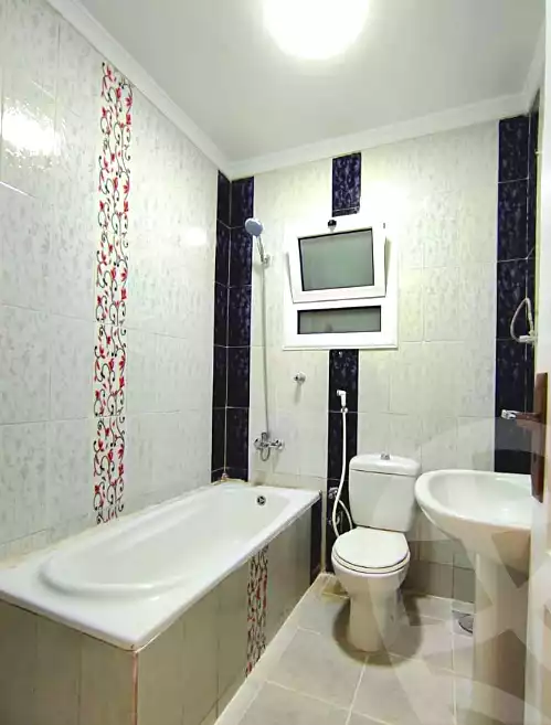 https://aqarmap.com.eg/ar/listing/6633342-for-rent-alexandria-miami-farook-abd-al-wahab-st