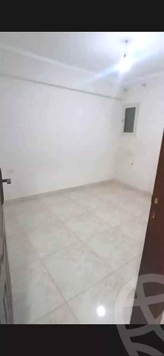 https://aqarmap.com.eg/ar/listing/6633823-for-rent-cairo-ain-shams-mnshy-lthryr