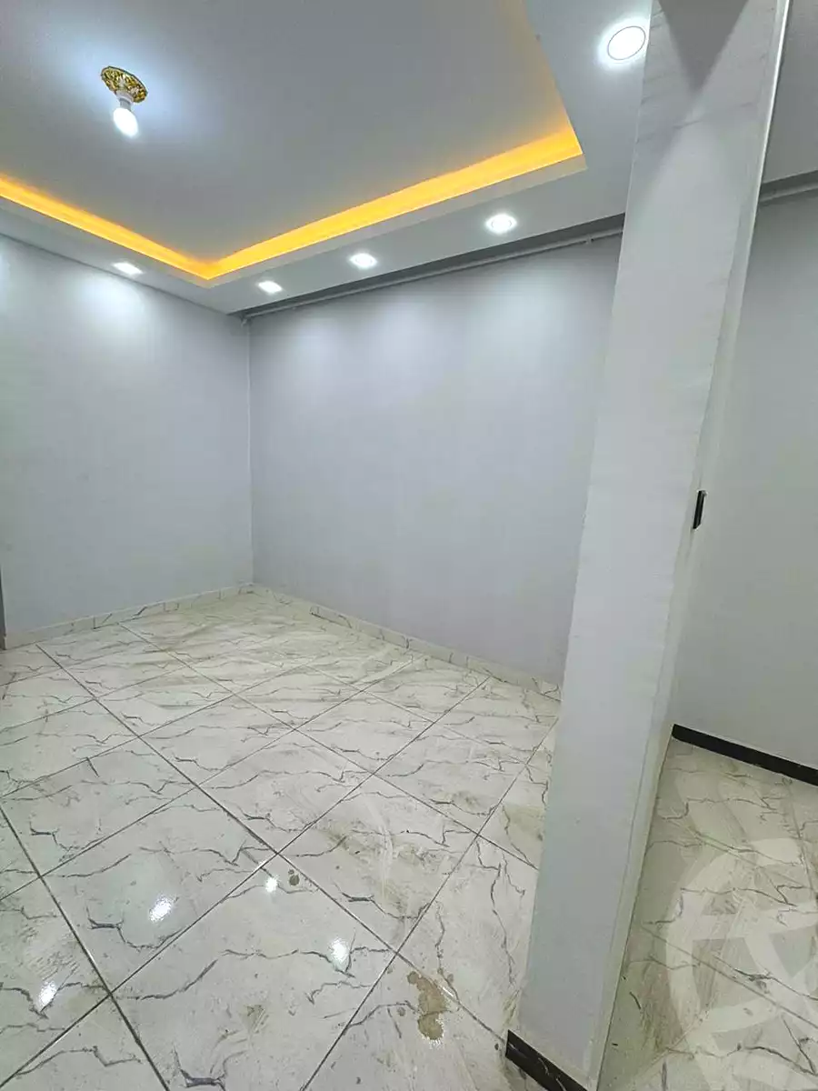 https://aqarmap.com.eg/ar/listing/6634127-for-sale-cairo-new-cairo-first-settlement-neighbourhood-6-el-sheikh-el-zahaby-st