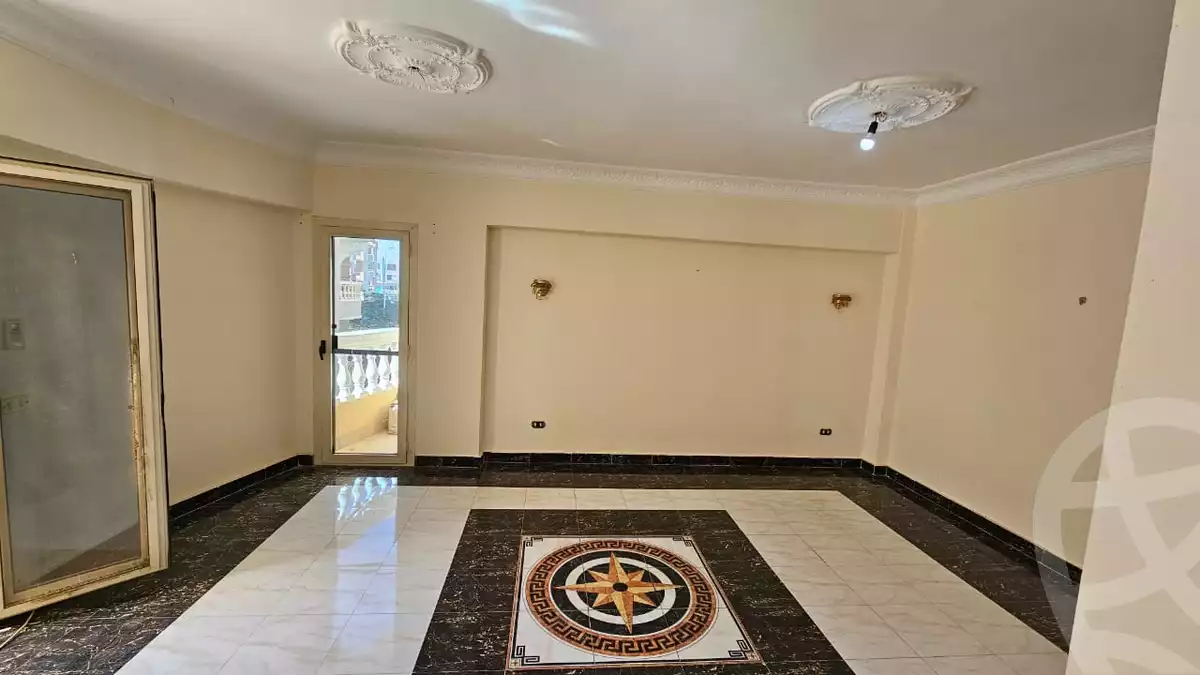 https://aqarmap.com.eg/en/listing/6635760-for-sale-cairo-el-sheikh-zayed-city-el-hay-elsabeaa-lbstn