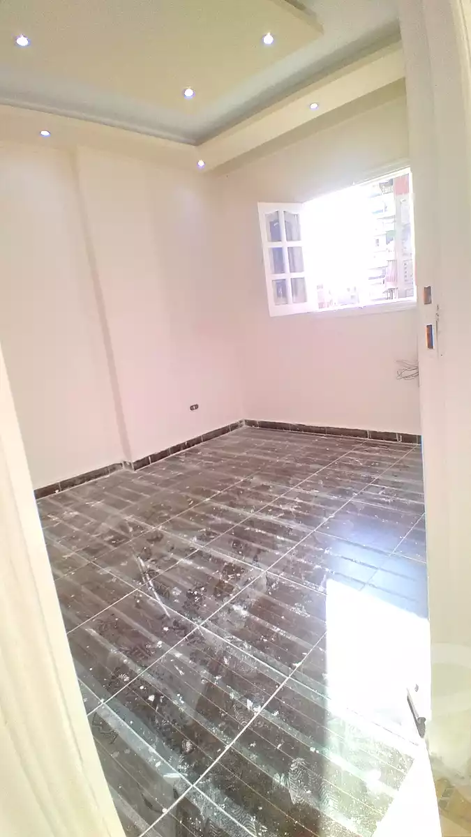 https://aqarmap.com.eg/ar/listing/6636033-for-sale-alexandria-sydy-bshr-sydy-bshr-bhry-shr-mhmwd-l-yswy