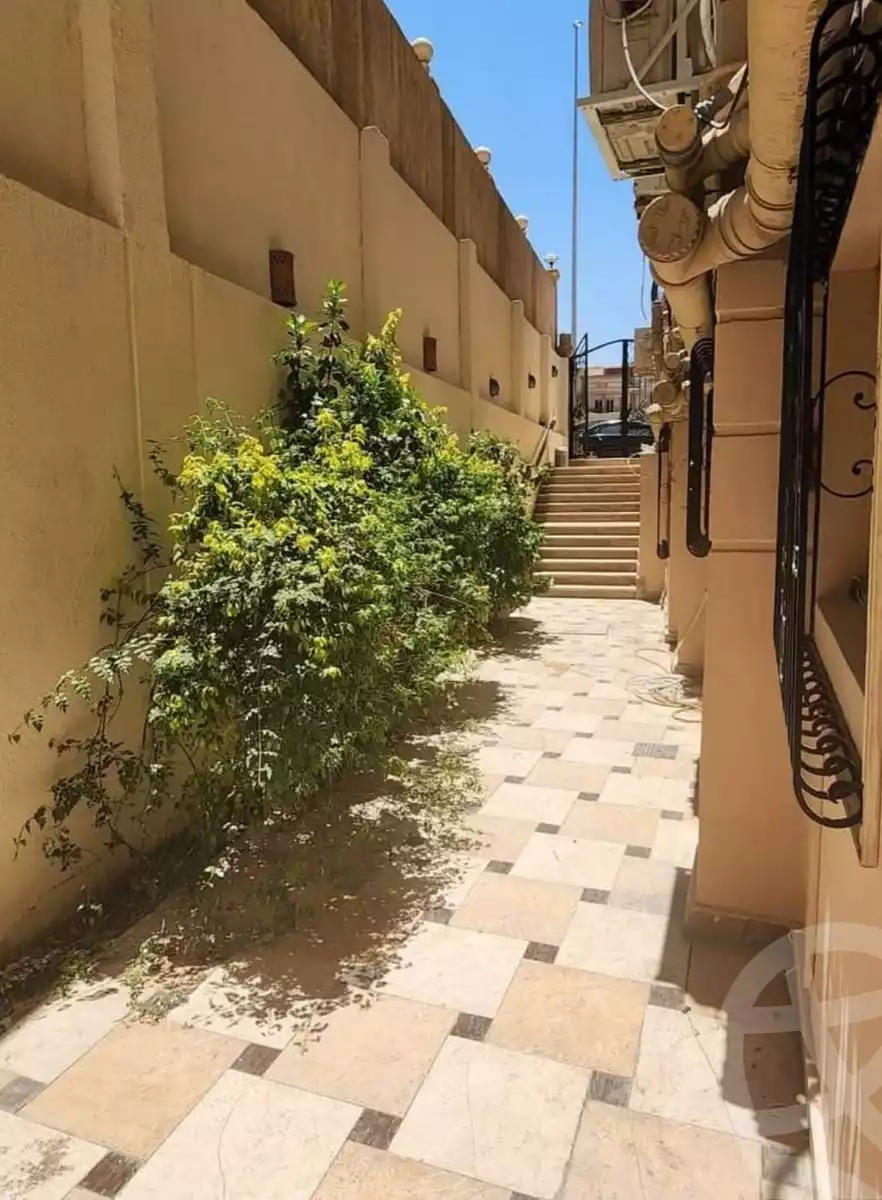 https://aqarmap.com.eg/en/listing/6636515-for-rent-cairo-new-cairo-first-settlement-mhwr-mstfy-kml