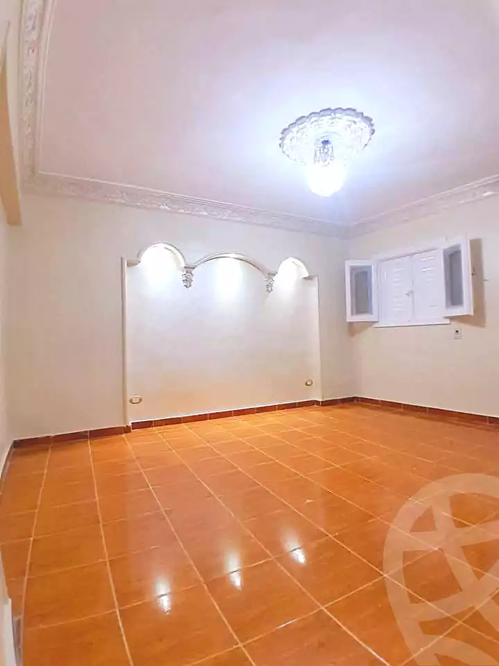 https://aqarmap.com.eg/ar/listing/6636823-for-sale-alexandria-el-asafra-l-sfr-bhry
