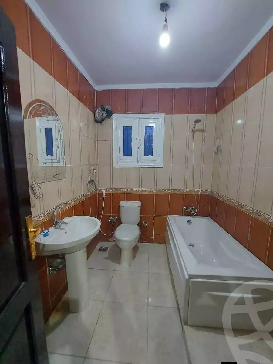 https://aqarmap.com.eg/en/listing/6637063-for-sale-cairo-helwan-helwan-el-sharkeya-latif-basha-st