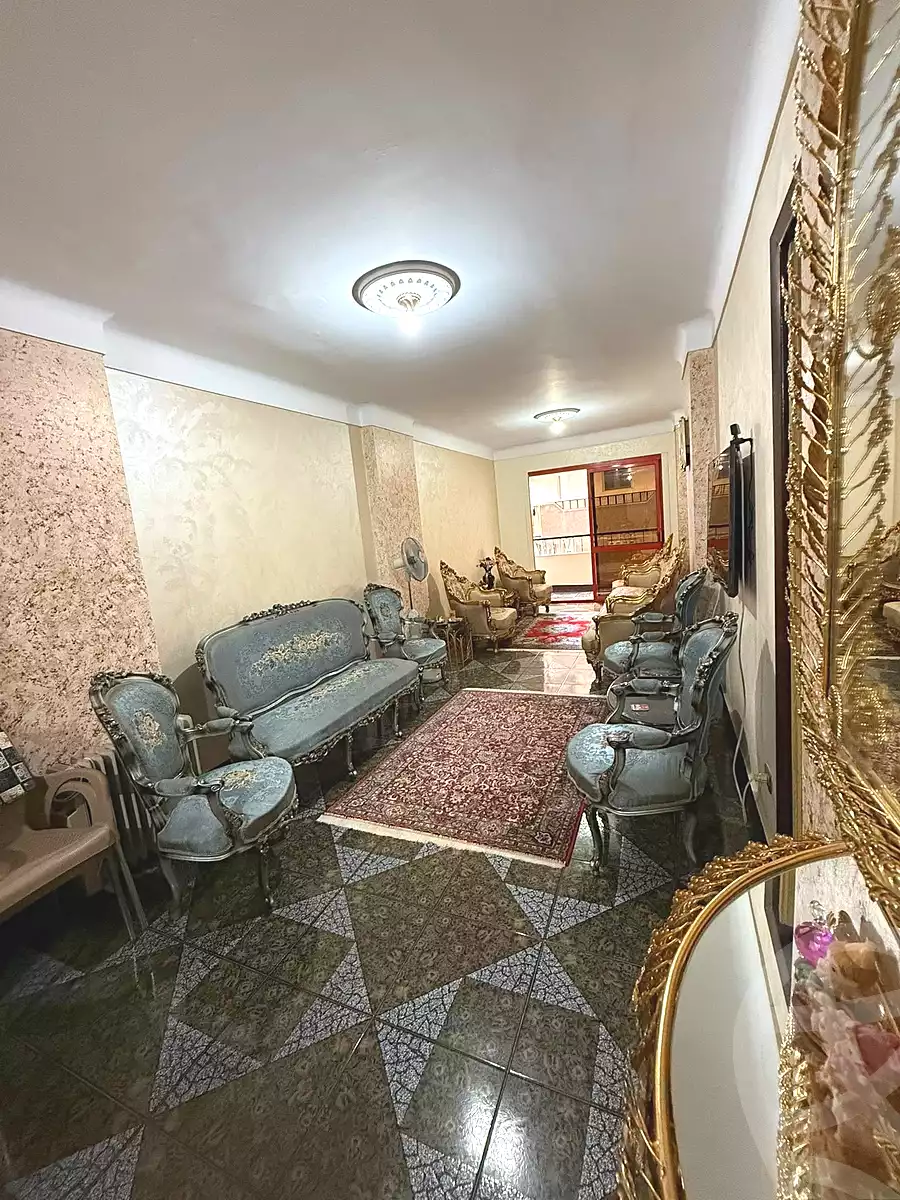 https://aqarmap.com.eg/ar/listing/6638607-for-sale-alexandria-sydy-bshr-sydy-bshr-bhry-shr-mhmwd-l-yswy