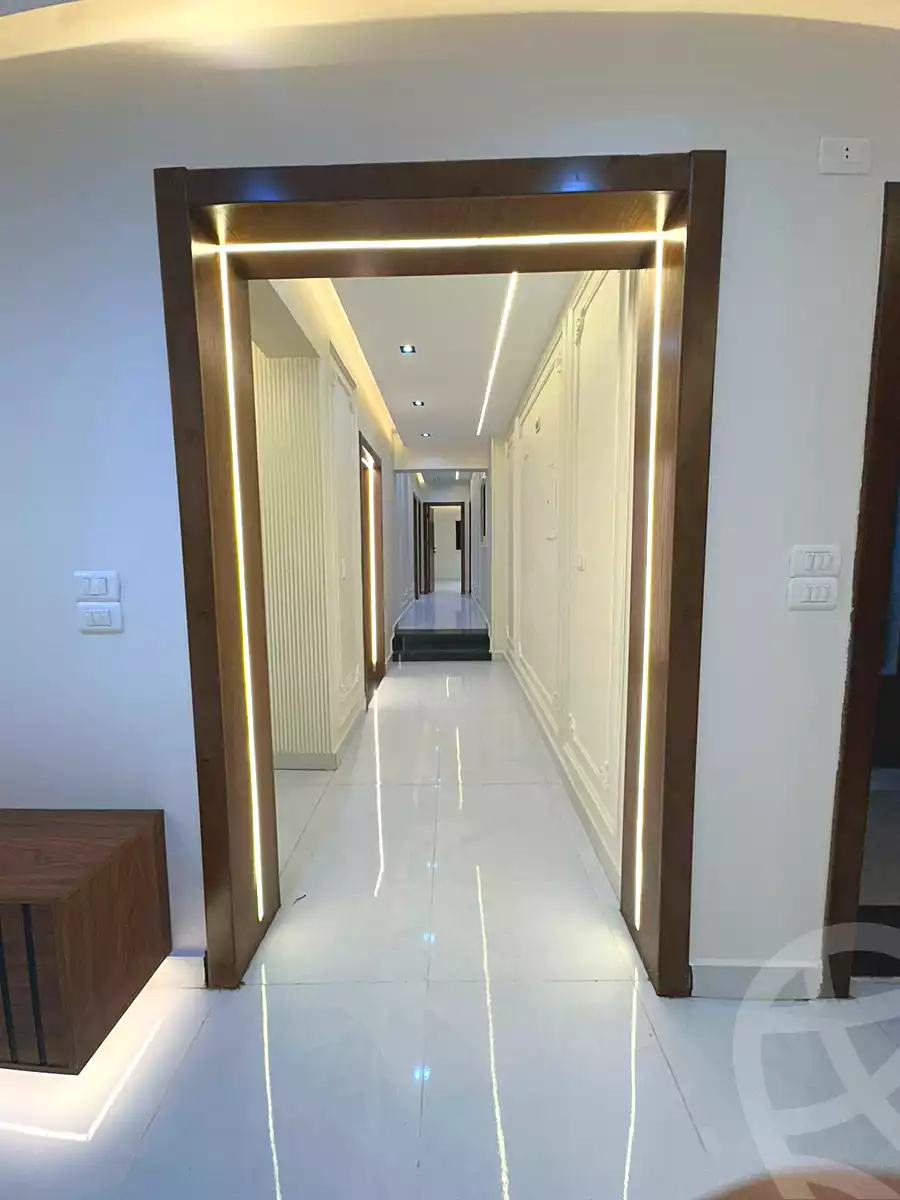 https://aqarmap.com.eg/ar/listing/6638935-for-sale-cairo-6th-of-october-el-ahyaa-neighborhood-1st-seventh-neighborhood