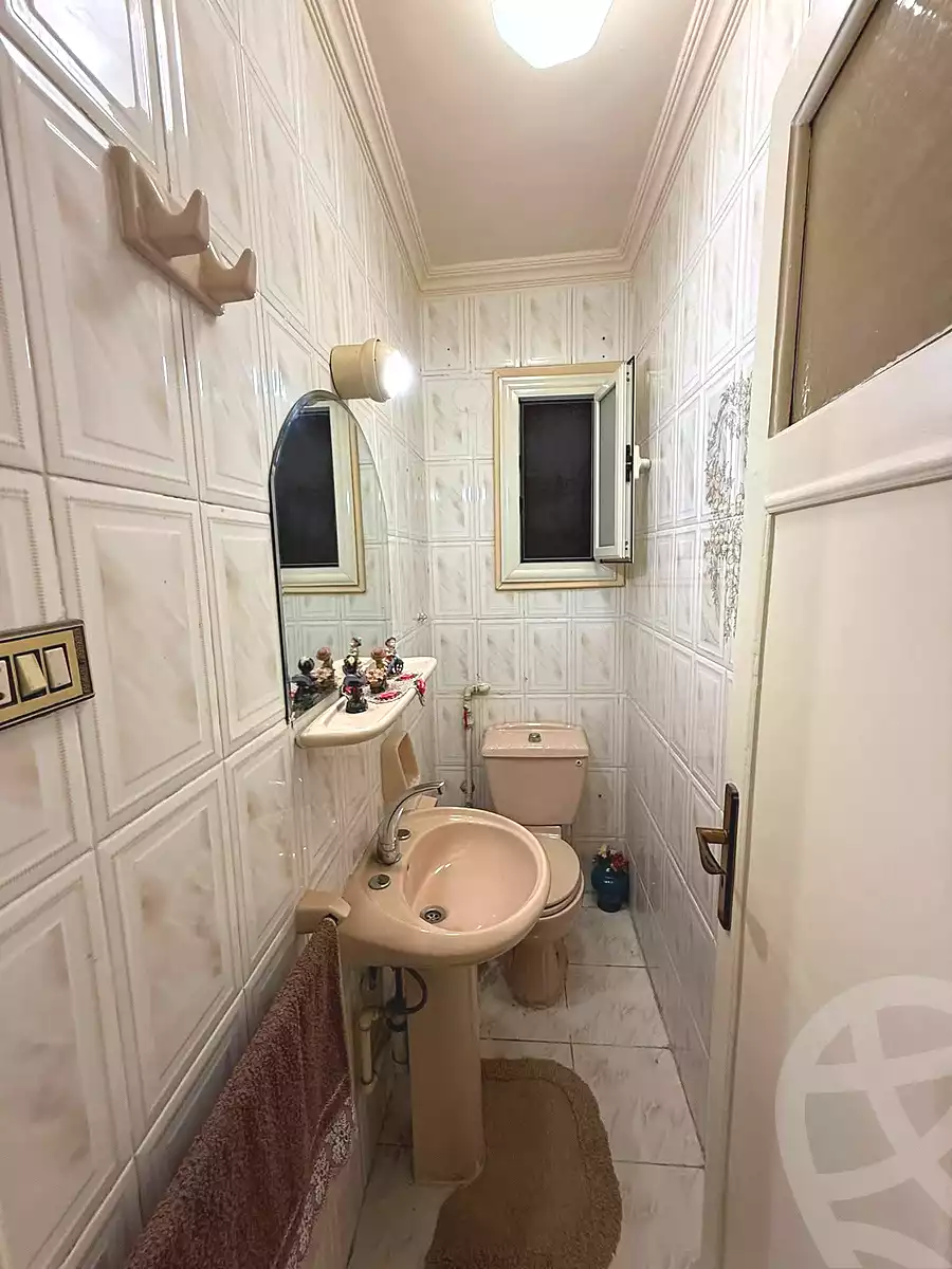 https://aqarmap.com.eg/en/listing/6640056-for-sale-alexandria-sydy-bshr-sydy-bshr-bhry-shr-mhmwd-l-yswy