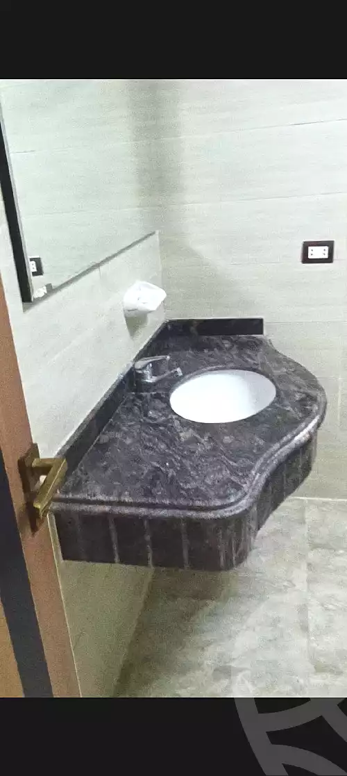 https://aqarmap.com.eg/en/listing/6131586-for-sale-cairo-el-haram-el-msaha