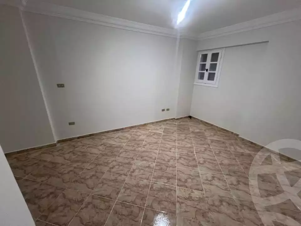 https://aqarmap.com.eg/ar/listing/6641317-for-sale-alexandria-sydy-bshr-sydy-bshr-bhry-shr-khld-bn-lwlyd