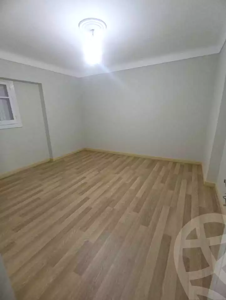 https://aqarmap.com.eg/ar/listing/6641428-for-sale-alexandria-ganaklis