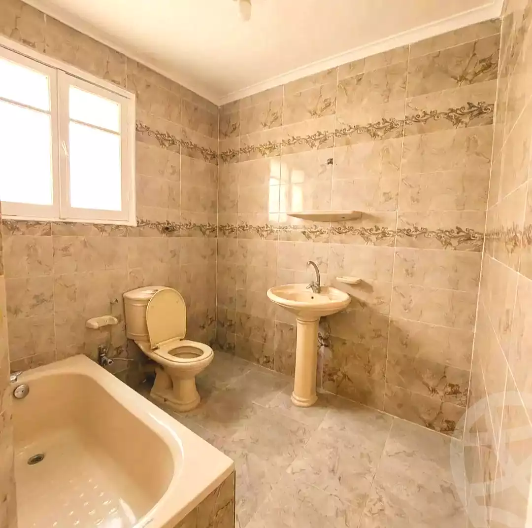 https://aqarmap.com.eg/en/listing/6642832-for-sale-alexandria-el-asafra-l-sfr-bhry