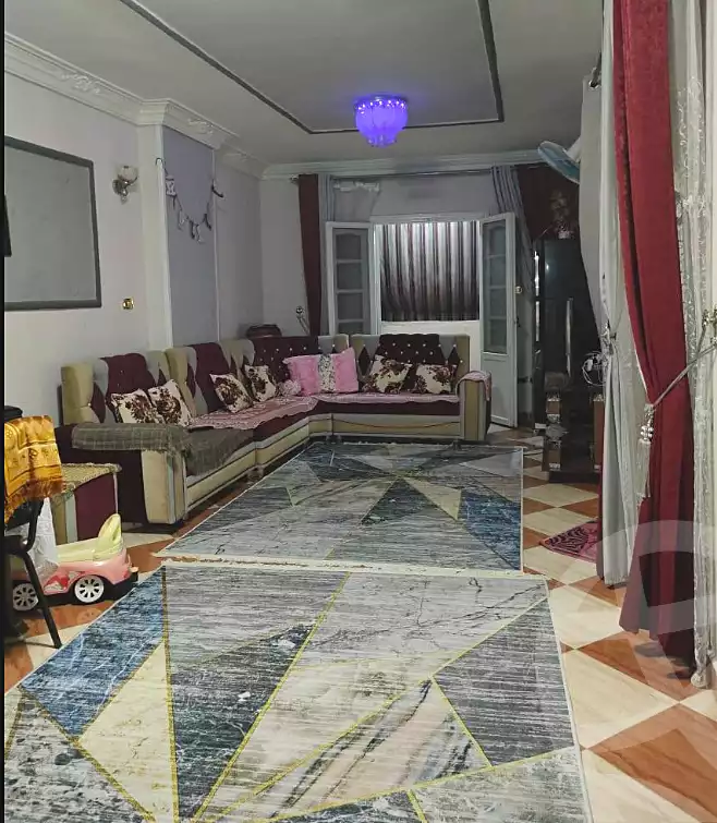 https://aqarmap.com.eg/en/listing/6642944-for-sale-alexandria-l-jmy-lbytsh-al-zankaloni-st