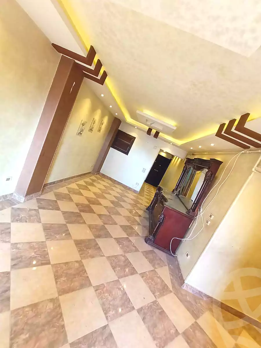 https://aqarmap.com.eg/en/listing/6643559-for-sale-cairo-helwan-helwan-el-sharkeya-borhan-st