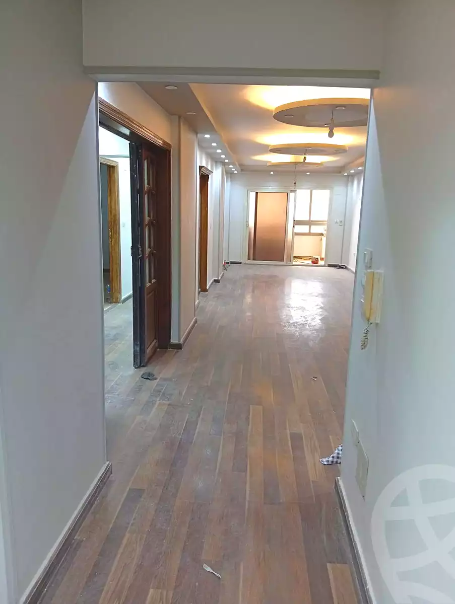 https://aqarmap.com.eg/en/listing/6644454-for-sale-cairo-helwan-helwan-el-sharkeya-ryad-pasha-st