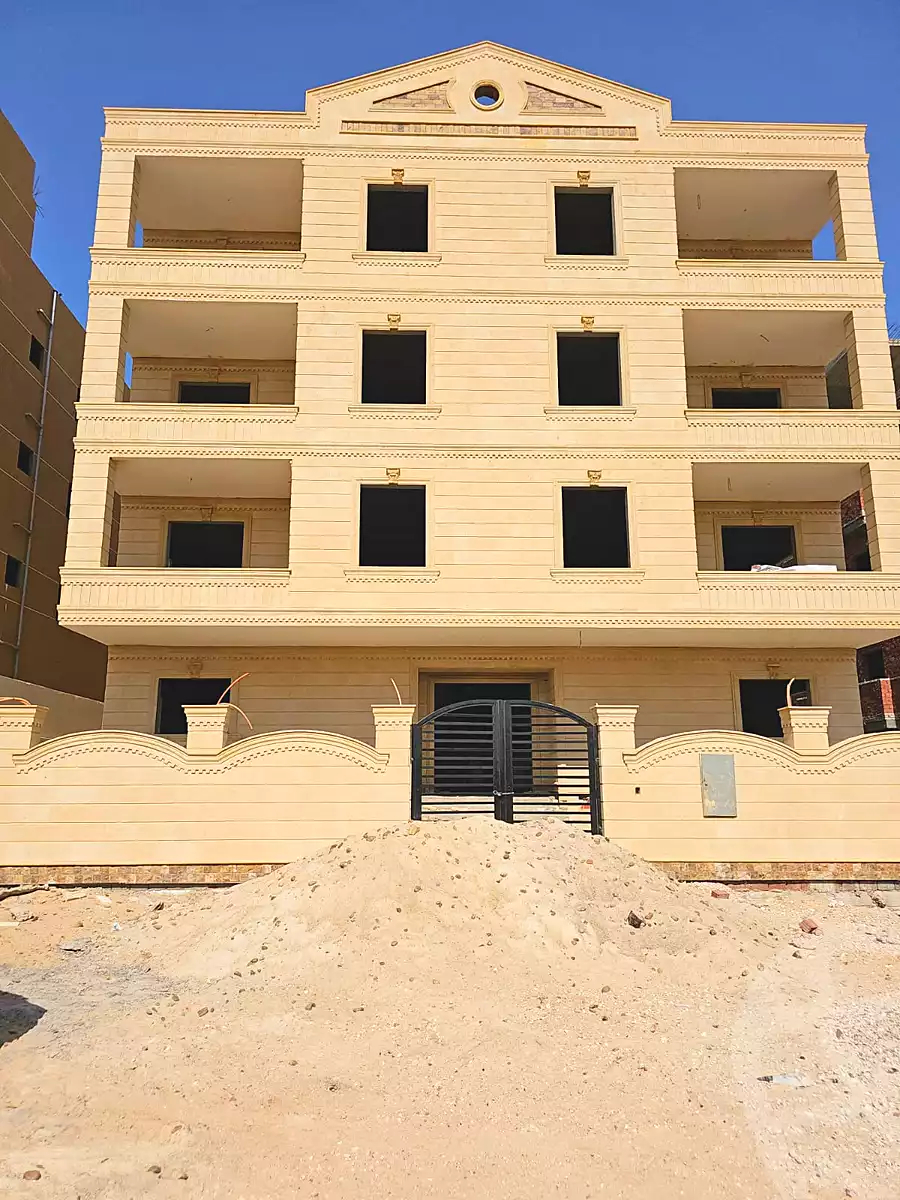 https://aqarmap.com.eg/ar/listing/6644530-for-sale-cairo-al-oubour-el-hay-el-taseaa-taha-hussein-st