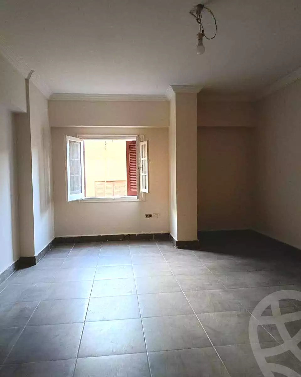 https://aqarmap.com.eg/en/listing/6644828-for-rent-cairo-mokattam-lhdb-l-ly