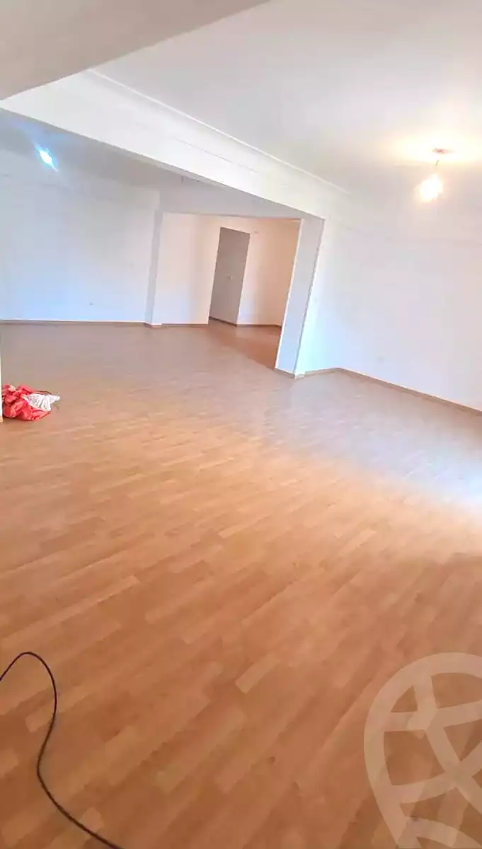 https://aqarmap.com.eg/ar/listing/6646355-for-sale-alexandria-l-jmy-lbytsh-al-samalehy-1-st