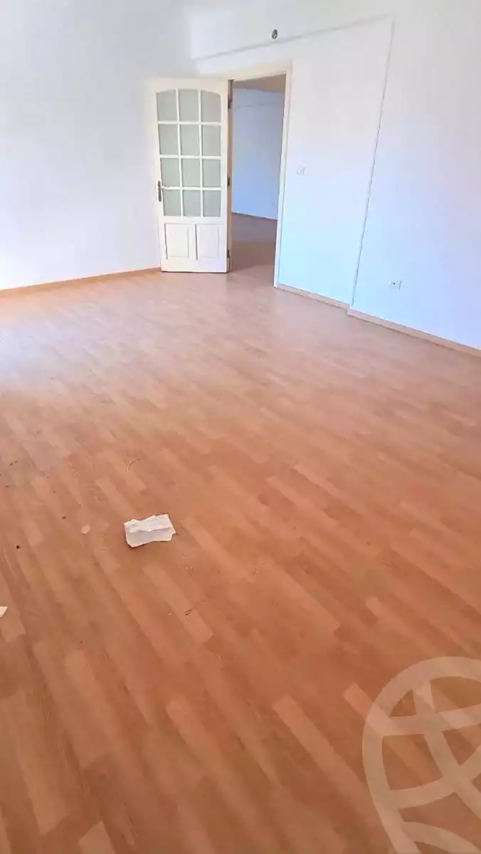 https://aqarmap.com.eg/ar/listing/6646355-for-sale-alexandria-l-jmy-lbytsh-al-samalehy-1-st