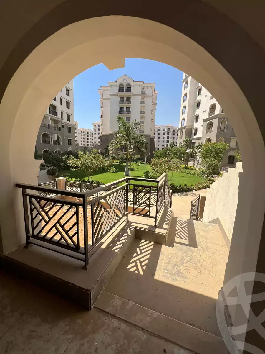 https://aqarmap.com.eg/en/listing/6646780-for-sale-cairo-new-administrative-capital-r7-celia-mntq-l-mrt-1
