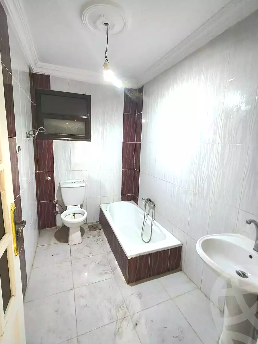 https://aqarmap.com.eg/ar/listing/6647456-for-sale-alexandria-sydy-bshr-sydy-bshr-bhry
