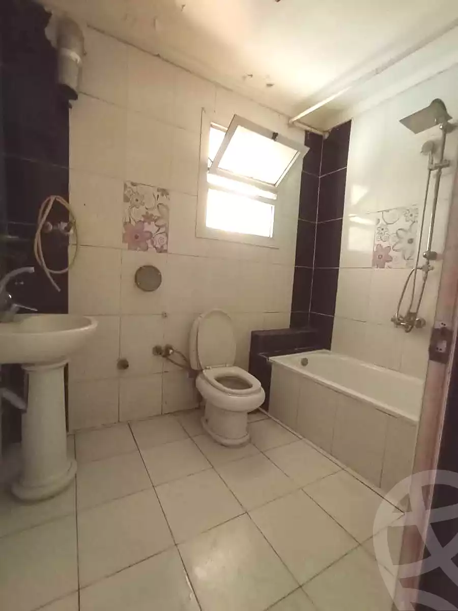 https://aqarmap.com.eg/ar/listing/6647733-for-rent-cairo-helwan-helwan-el-sharkeya-ismael-kamel-st