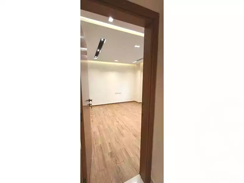 https://aqarmap.com.eg/ar/listing/6647887-for-rent-cairo-new-cairo-compounds-lake-view