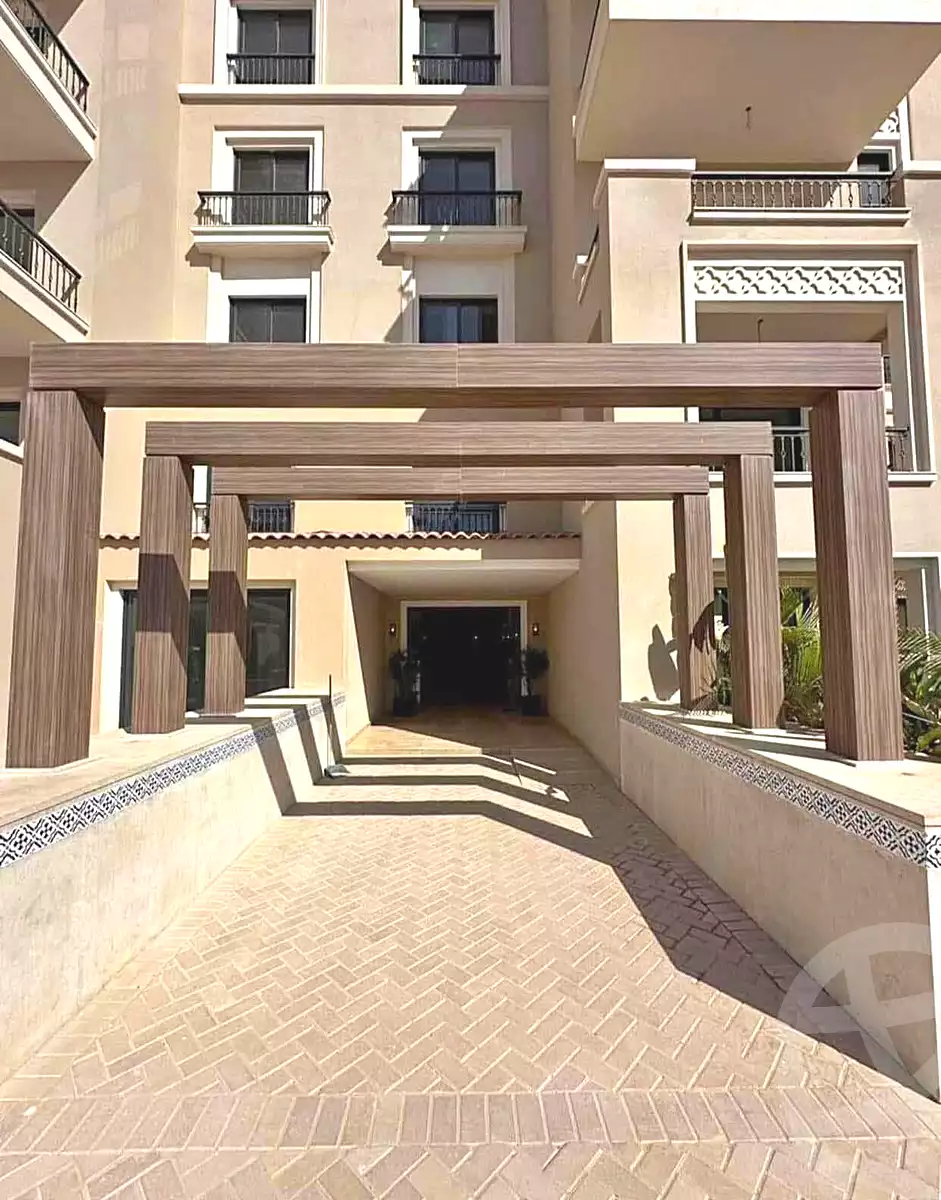https://aqarmap.com.eg/ar/listing/6648216-for-rent-cairo-el-sheikh-zayed-city-compounds-kmbwnd-fyldj-wyst-dr-llttwyr