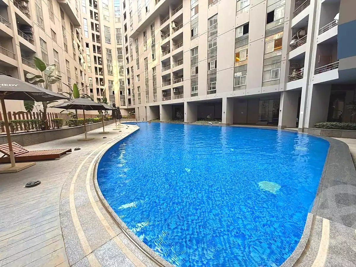 https://aqarmap.com.eg/ar/listing/6648371-for-sale-cairo-new-cairo-el-kattameya-compounds-in-kattameya-crystal-plaza