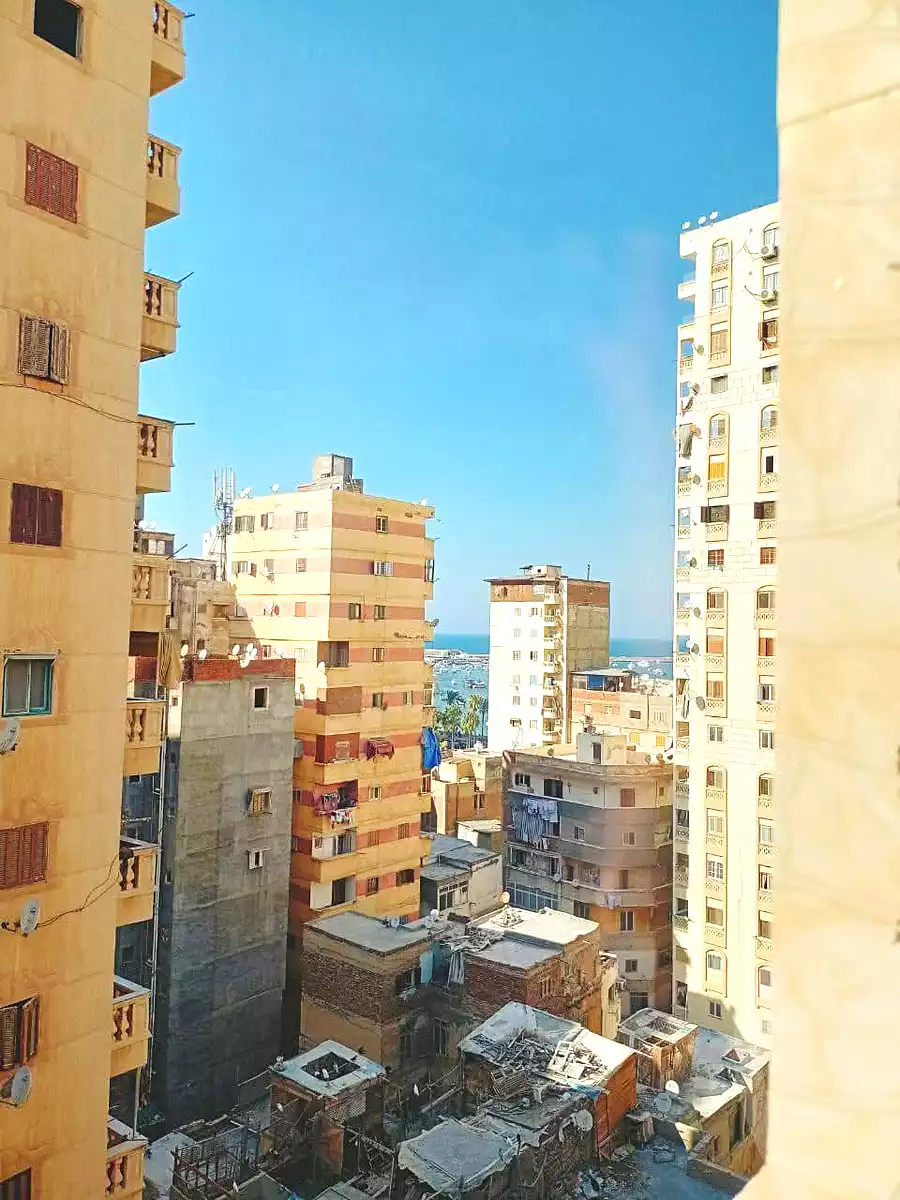 https://aqarmap.com.eg/ar/listing/6648457-for-sale-alexandria-bahray-el-anfoshy-sidi-abou-el-abbas-st
