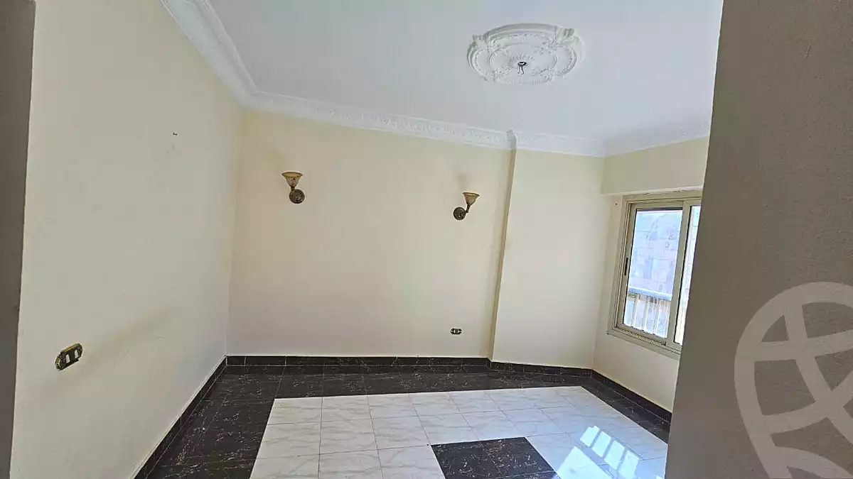 https://aqarmap.com.eg/en/listing/6648567-for-sale-cairo-el-sheikh-zayed-city-el-hay-elsabeaa