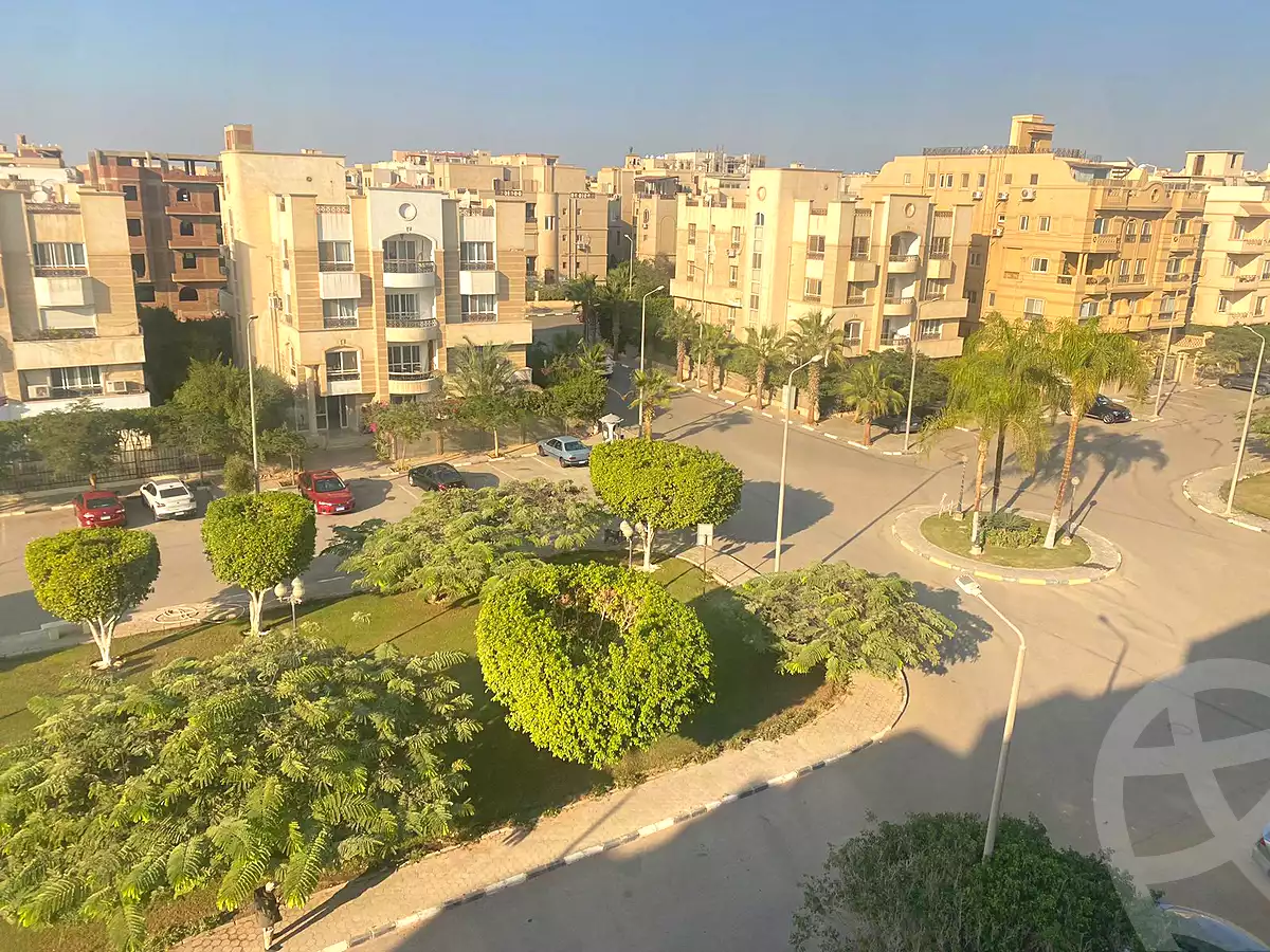 https://aqarmap.com.eg/ar/listing/6648623-for-sale-cairo-el-sheikh-zayed-city-compounds-beverly-hills