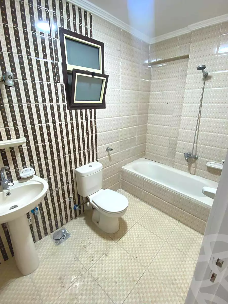 https://aqarmap.com.eg/en/listing/6649666-for-rent-alexandria-el-mandara-moritania-st