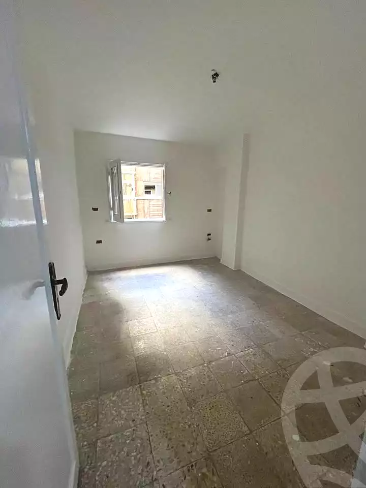 https://aqarmap.com.eg/en/listing/6649734-for-sale-alexandria-sydy-bshr-sydy-bshr-bhry