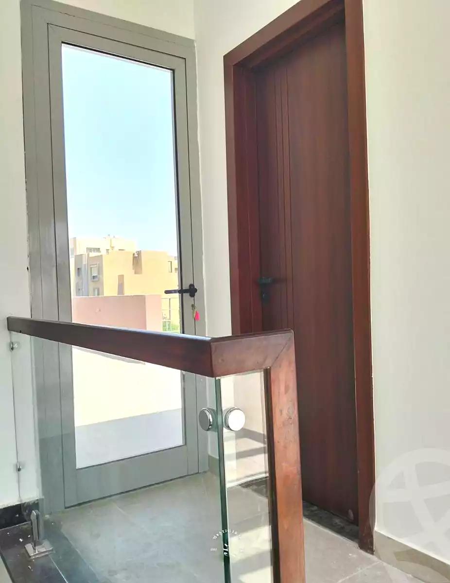 https://aqarmap.com.eg/ar/listing/6650781-for-sale-cairo-6th-of-october-compounds-palm-parks