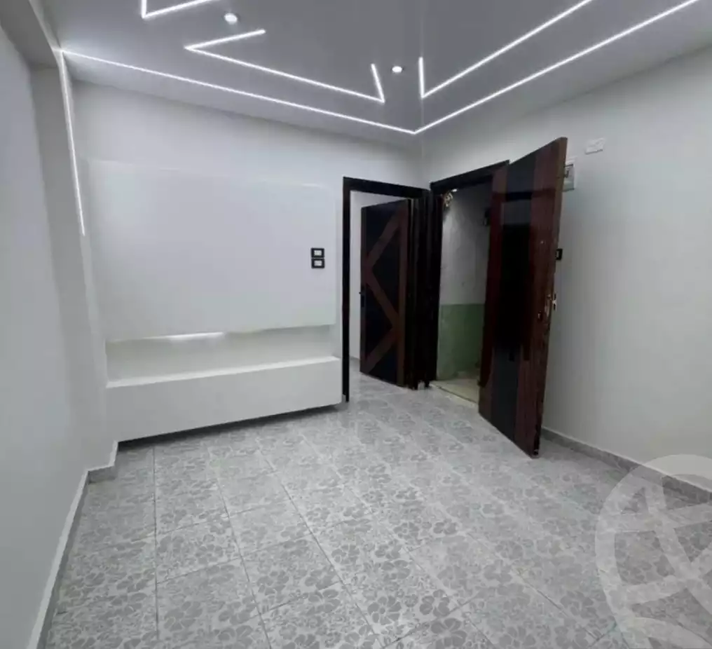https://aqarmap.com.eg/en/listing/6651001-for-sale-alexandria-lsywf-el-falki
