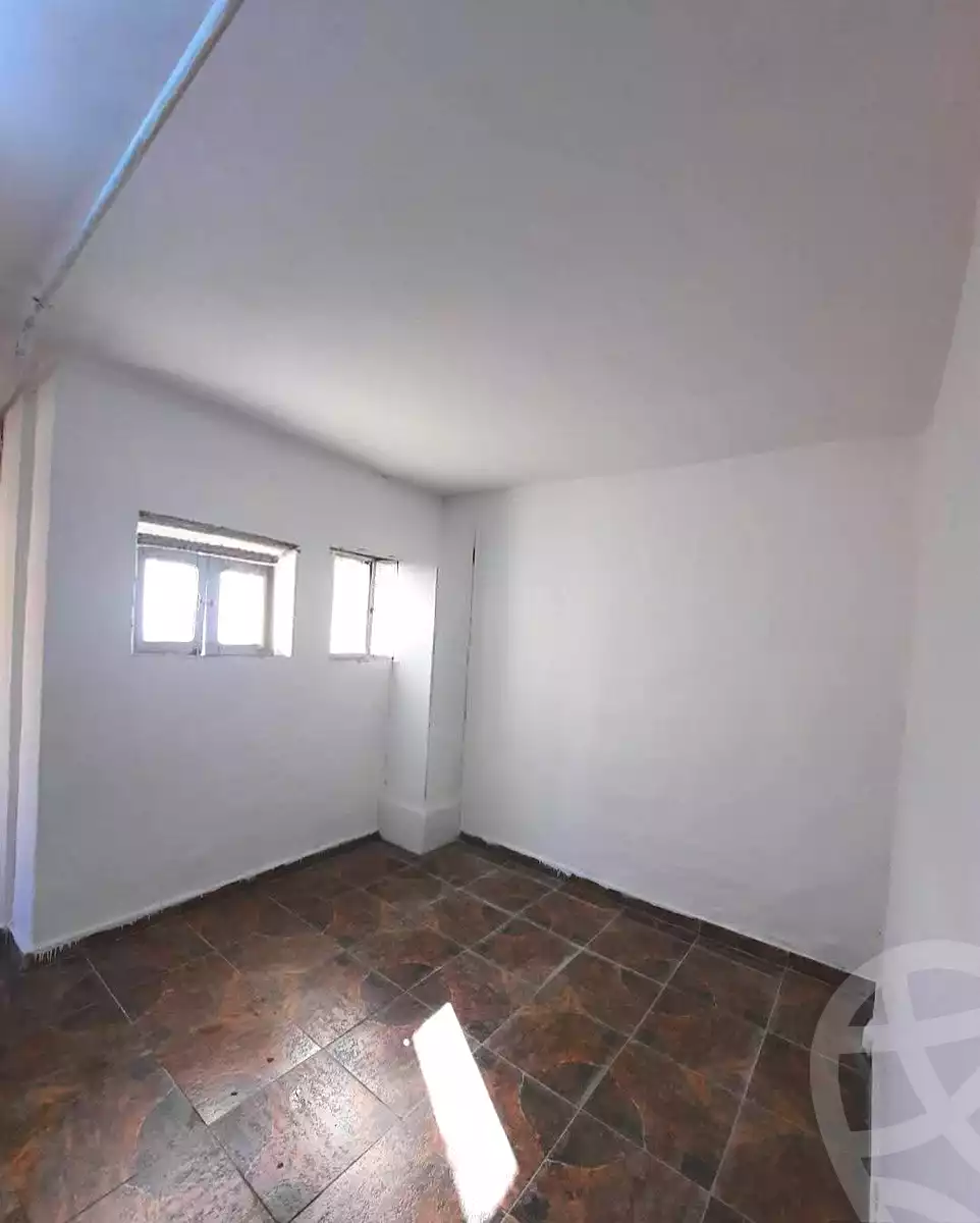 https://aqarmap.com.eg/en/listing/6651689-for-sale-cairo-15th-of-may-mjwr-12