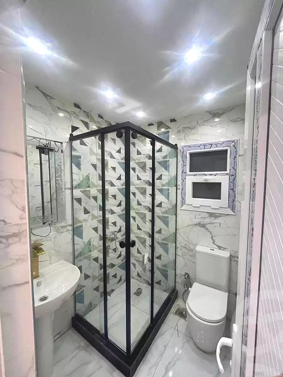 https://aqarmap.com.eg/en/listing/6651743-for-sale-alexandria-l-jmy-lbytsh-bianchiii-el-arbaeen-st