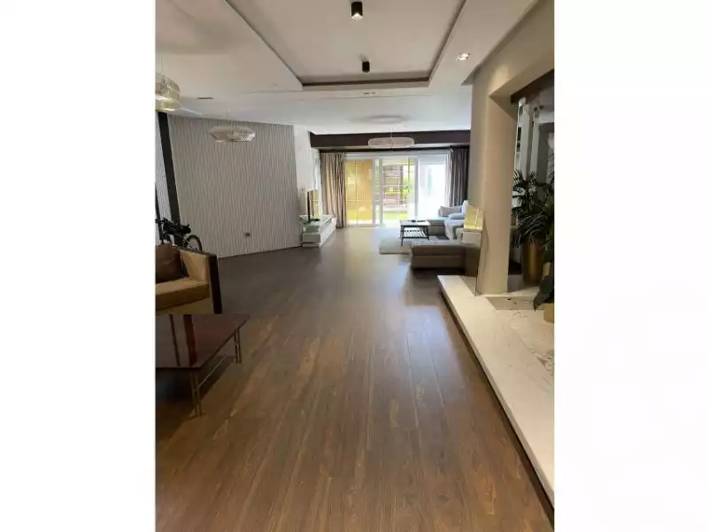 https://aqarmap.com.eg/ar/listing/6652384-for-rent-cairo-new-cairo-compounds-mountain-view-hyde-park