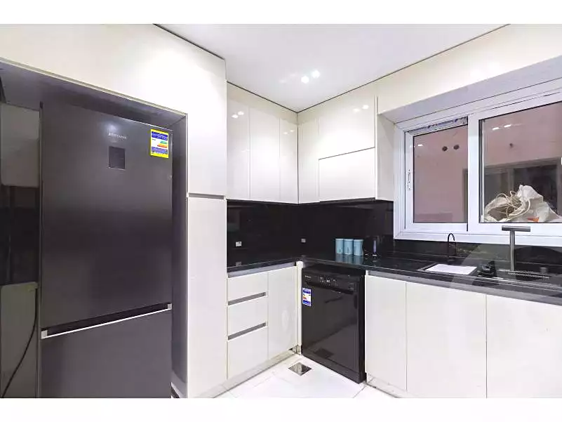 https://aqarmap.com.eg/en/listing/6652398-for-rent-cairo-new-cairo-compounds-hyde-park-centre-ville-hyde-park