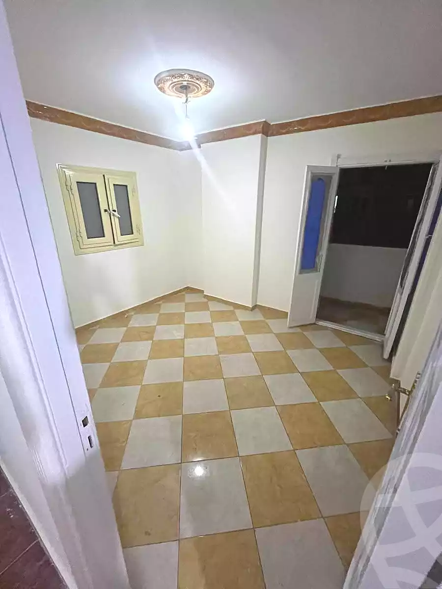 https://aqarmap.com.eg/ar/listing/6652457-for-rent-alexandria-bahray-el-anfoshy-sidi-abou-el-abbas-st