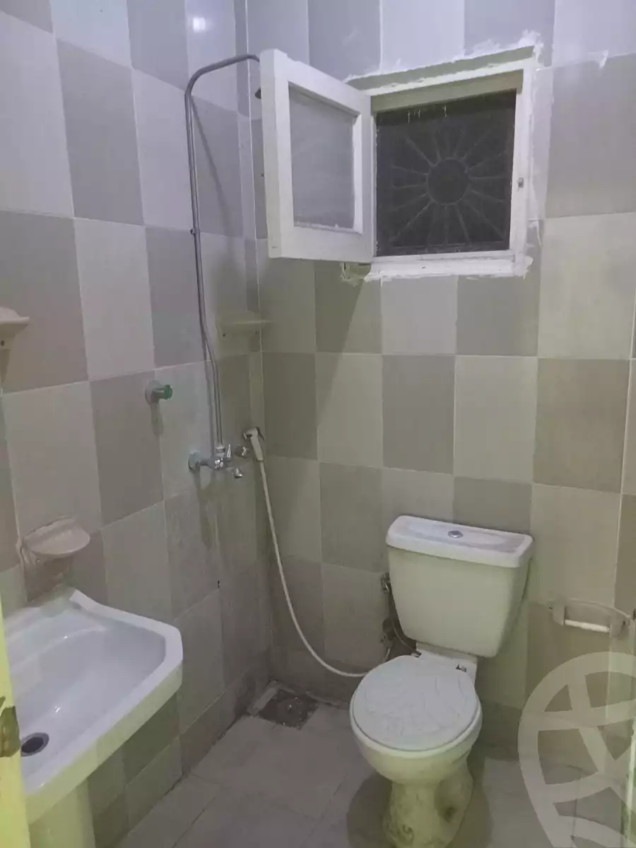 https://aqarmap.com.eg/en/listing/6652502-for-sale-beheira-damanhour-damanhour-city-el-rawda-st