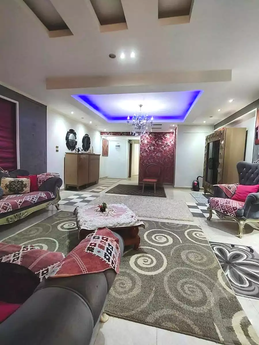 https://aqarmap.com.eg/ar/listing/6652527-for-sale-alexandria-l-jmy-lbytsh-ibrahim-othman-st