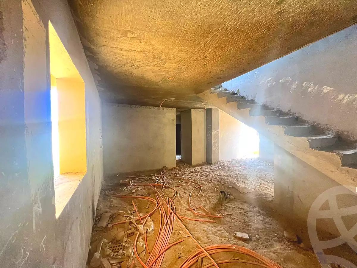 https://aqarmap.com.eg/en/listing/6652645-for-sale-cairo-el-sheikh-zayed-city-compounds