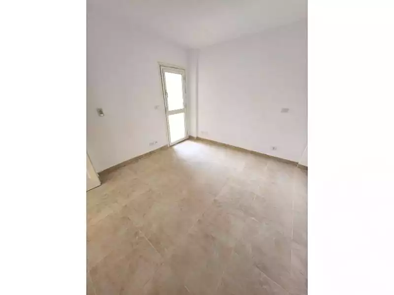 https://aqarmap.com.eg/ar/listing/6652663-for-sale-cairo-new-cairo-madinaty-twelfth-zone-buildings-madinaty-b-12