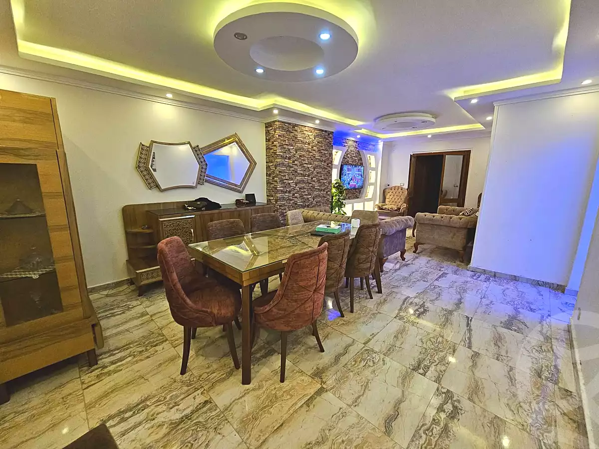 https://aqarmap.com.eg/ar/listing/6652972-for-sale-alexandria-miami-khld-bn-lwlyd